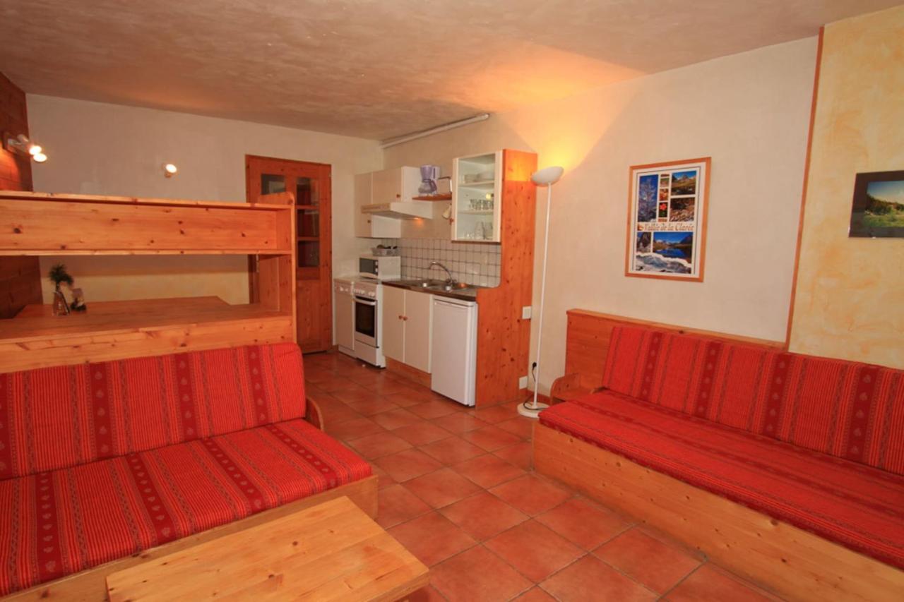 Le Barlet23 Pers Hameau Des Chazals Nevache Hautes Alpes Exterior foto